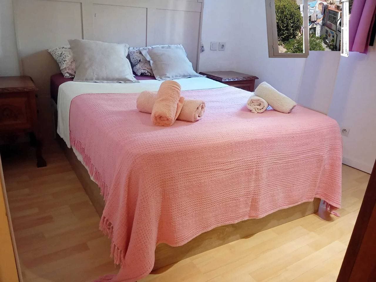 Foto 6 von 37: Komfortables Haus mit Meerblick in Alicante + Garten