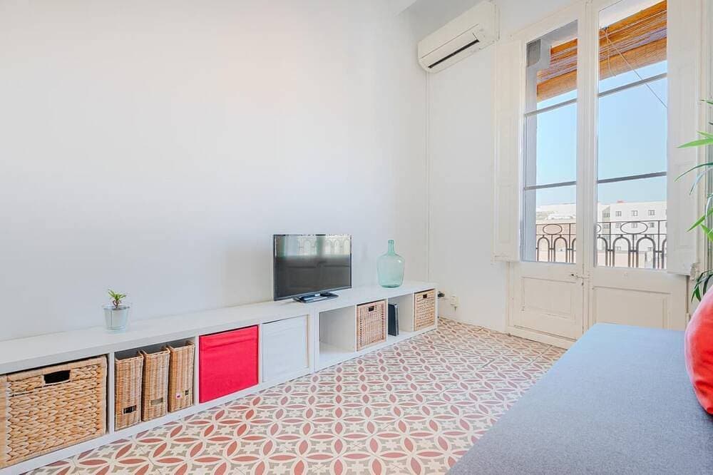 Foto 8 von 24: White Penthouse Apartment