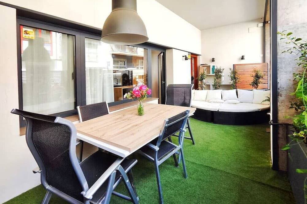 Luxury apartment with terrace in Terrassa 1