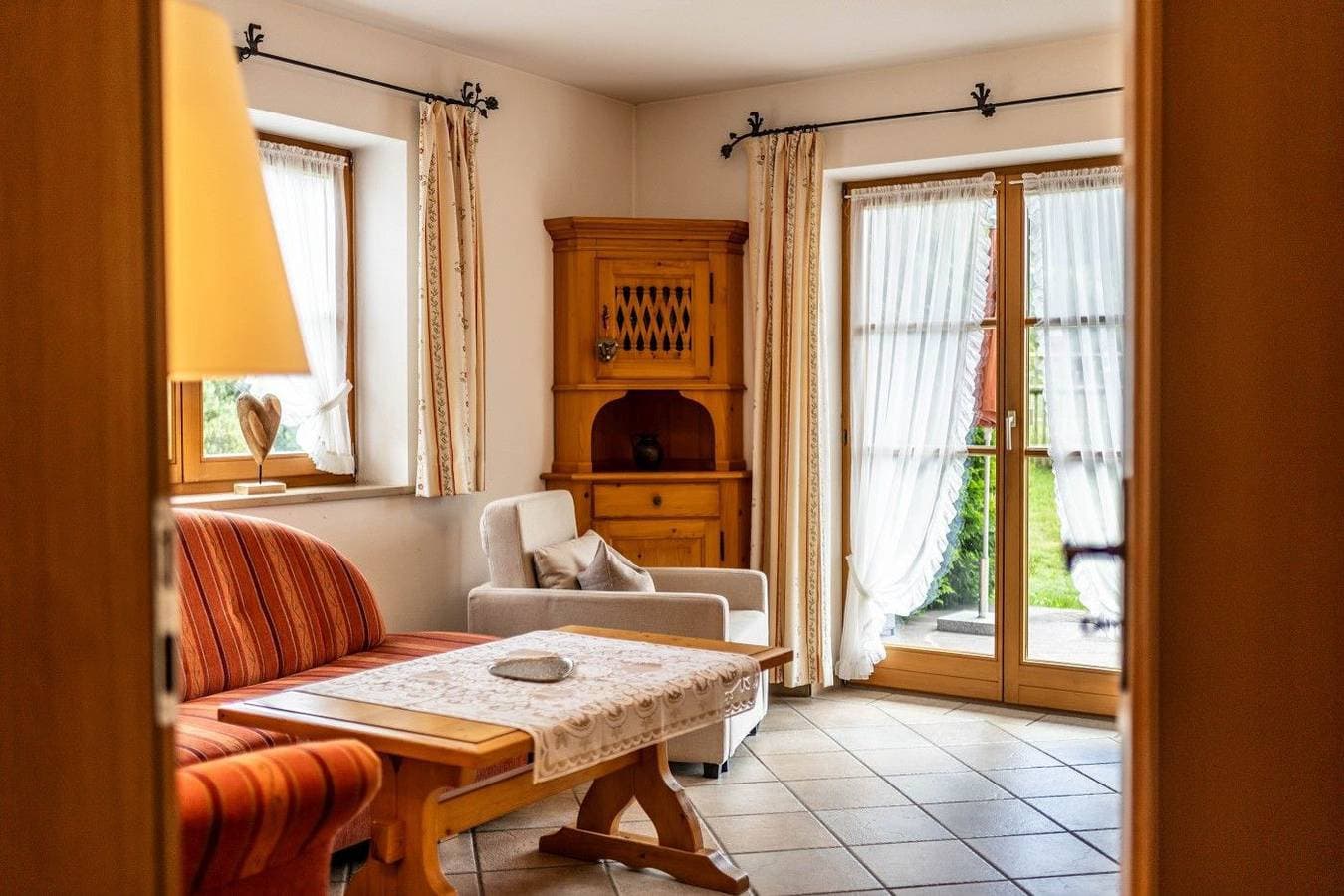Foto 11 von 16: Haus Lara – Fewo 1 mit Terrasse, WLAN und 4-Sterne Komfort in Wallgau