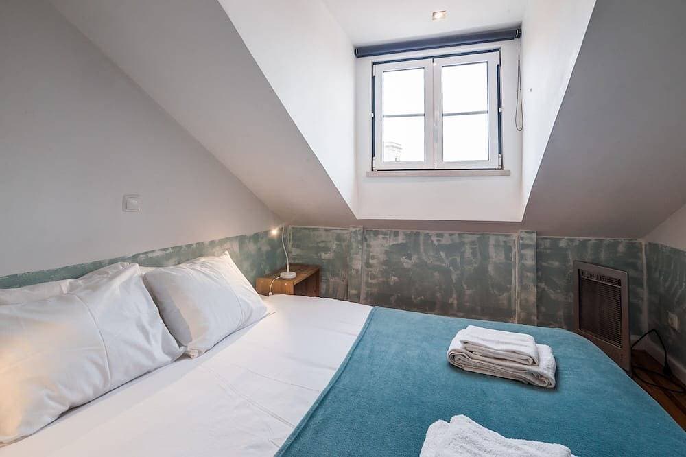 Foto 4 von 20: Alfama, charming attic Terrace with river view - Lisboa vida boa 1