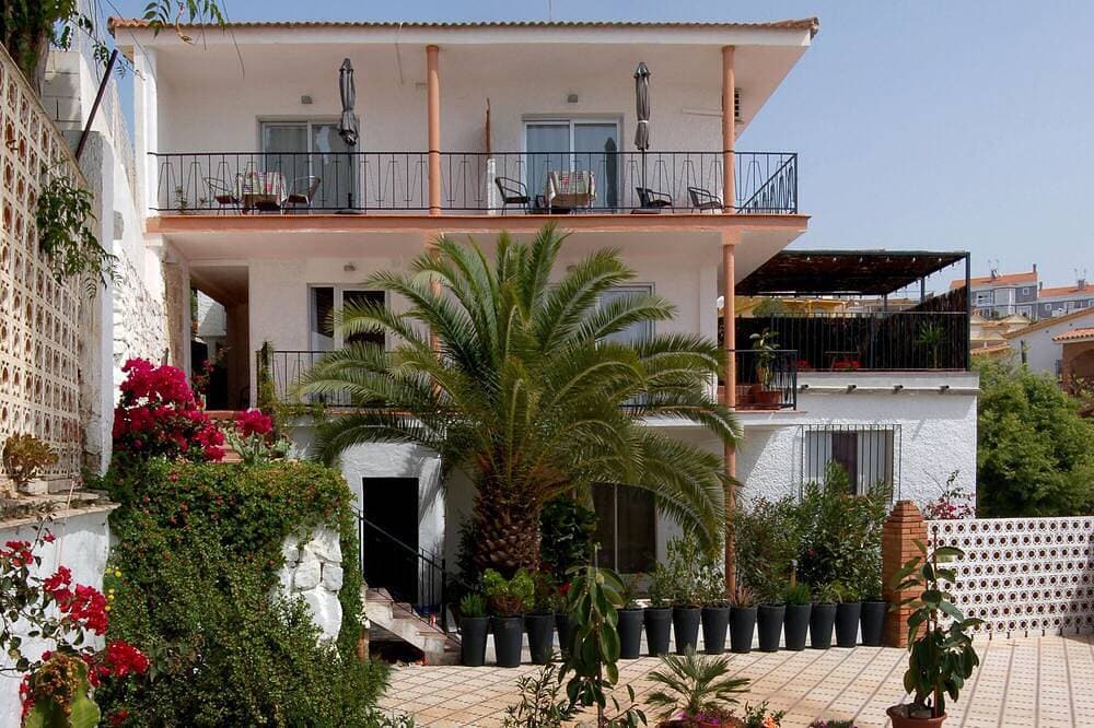 Foto 7 von 18: Abgesehen. 3, Casa Malaga mit Meerblick und Balkon