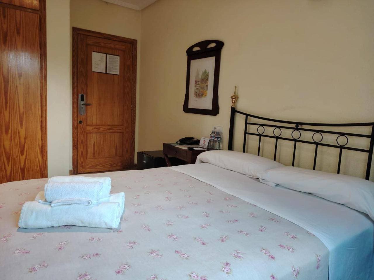 Foto 7 von 14: Budget Double Room