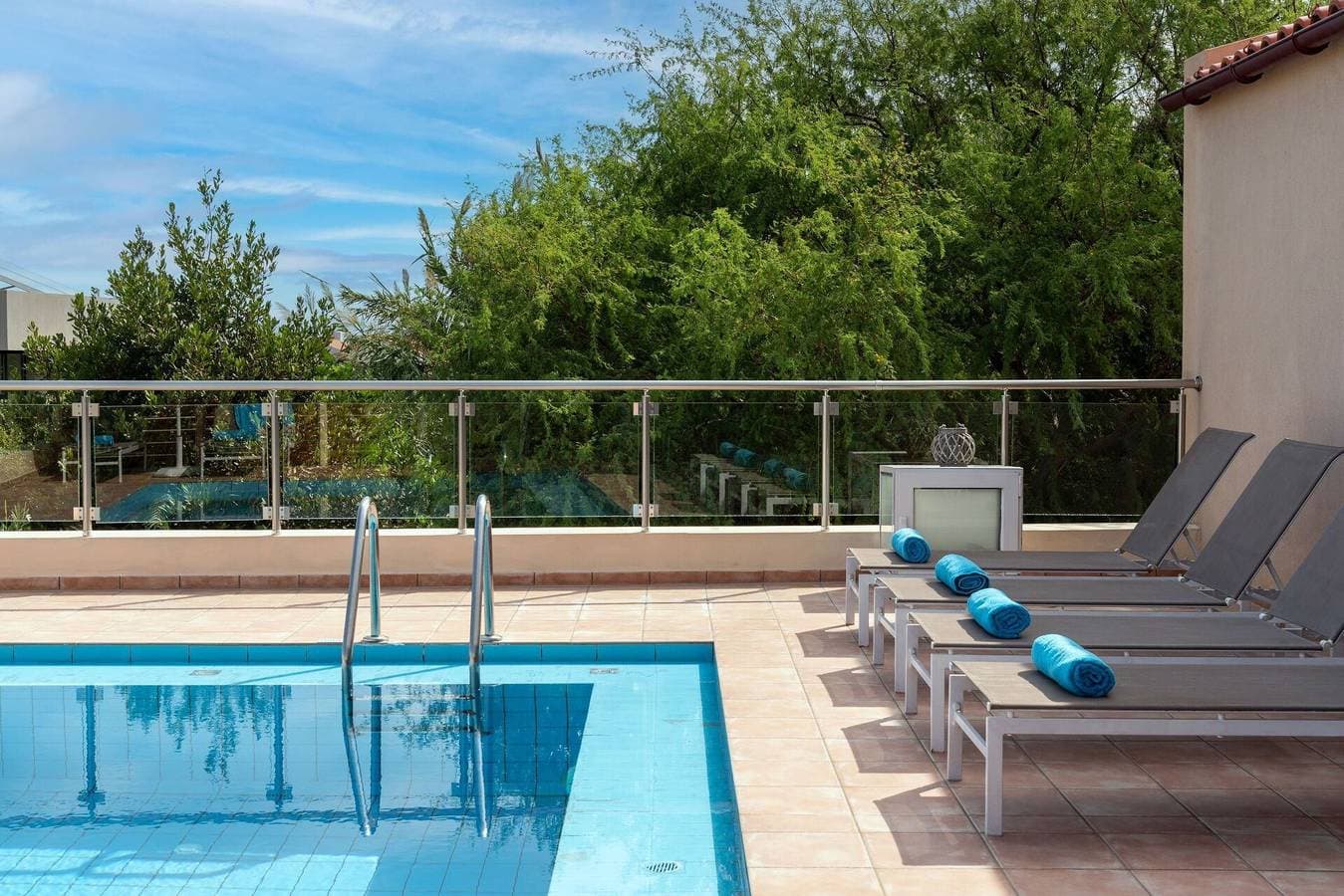 Foto 12 von 33: Villa für 7 Personen mit Balkon