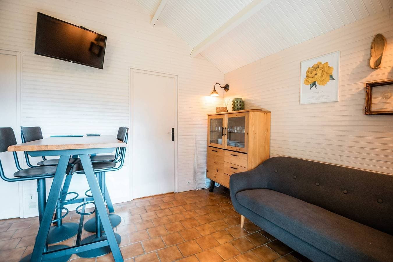 Foto 9 von 44: Domaine de Guillaume, Chalet Bon Père für 4 Personen mit Gemeinschaftspool, WLAN