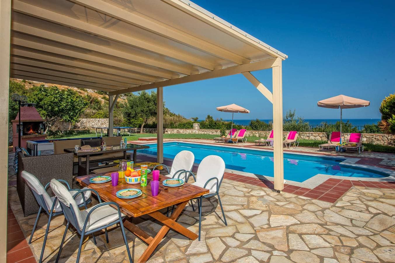 Foto 3 von 27: Villa für 6 Personen mit Garten