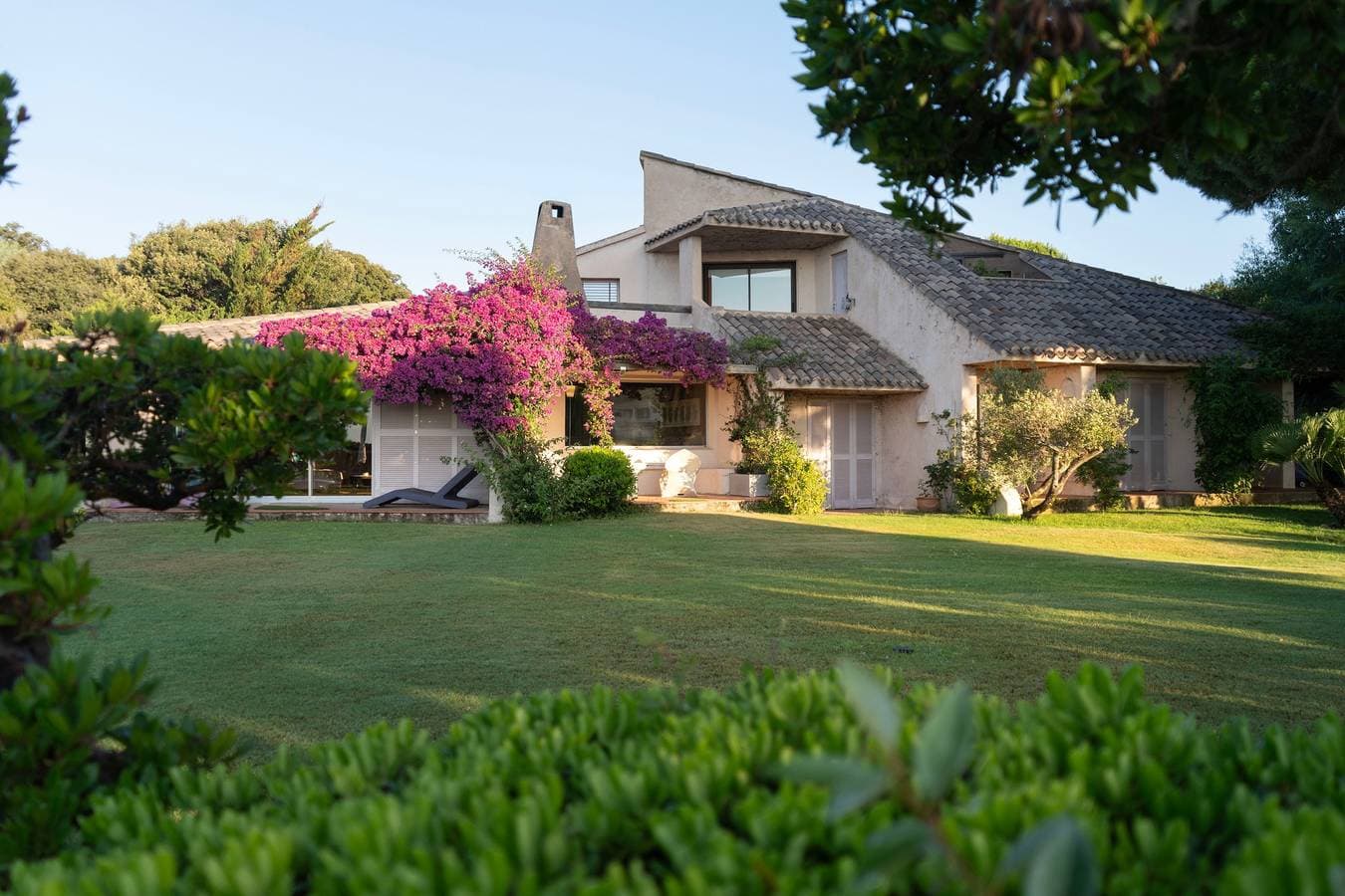 Foto 4 von 44: Villa A Cala d Oro mit Privatstrand, Garten mit Meerblick, WLAN und Klimaanlage