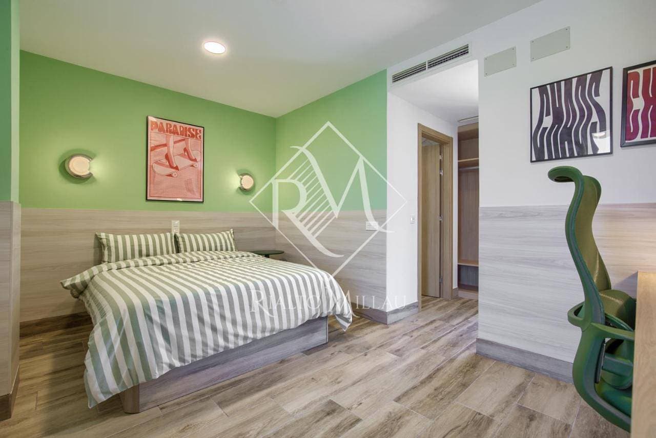 Foto 4 von 5: Double Room with Balcony