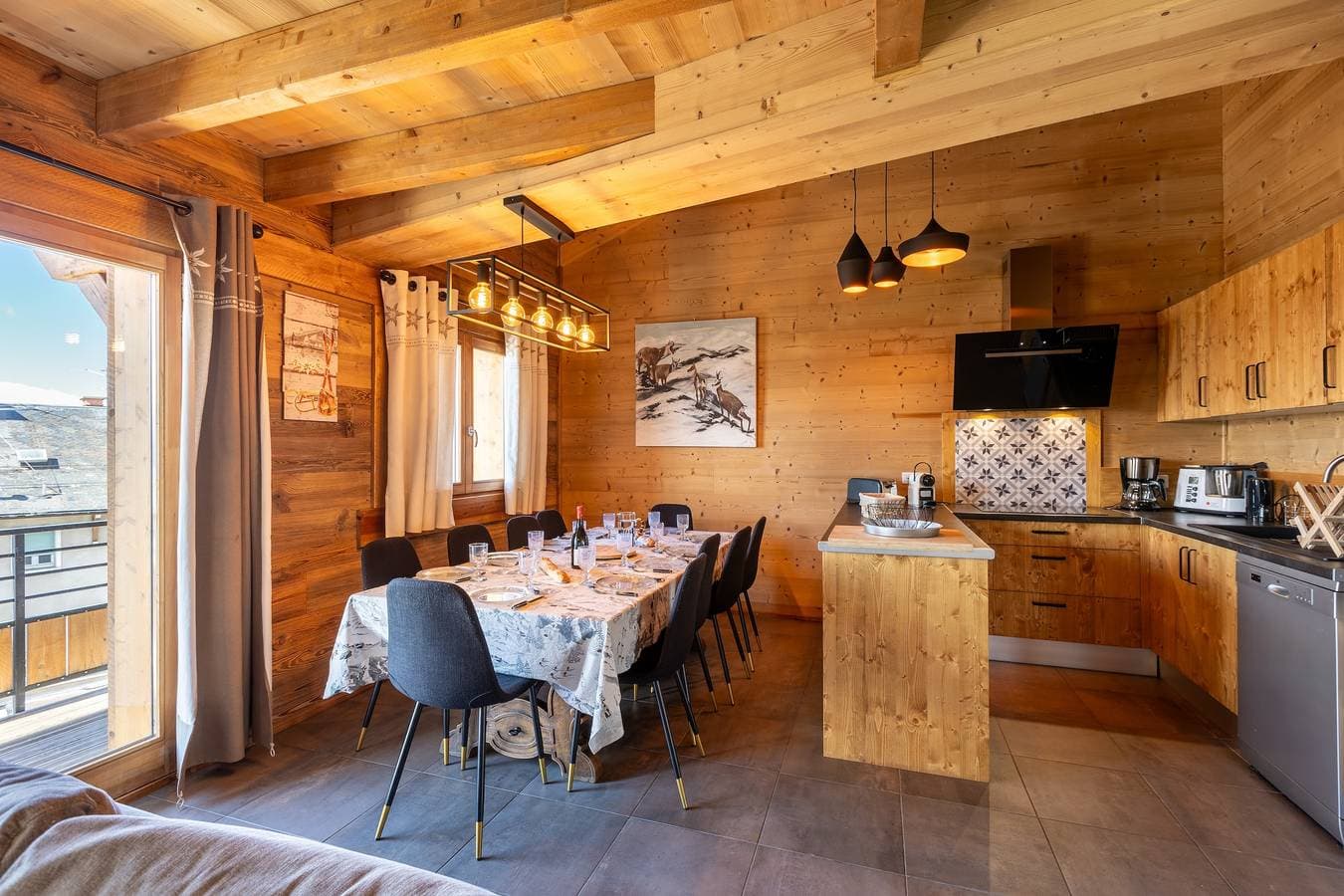 Foto 3 von 24: Ferienhaus für 10 Personen mit Balkon