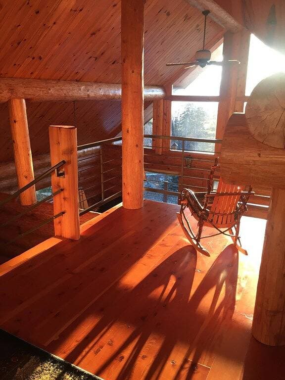 Foto 3 von 50: Split Rock Blockhaus mit Blick auf den Lake Superior, ruhig gelegen in 100 Jahre alten White Pines
