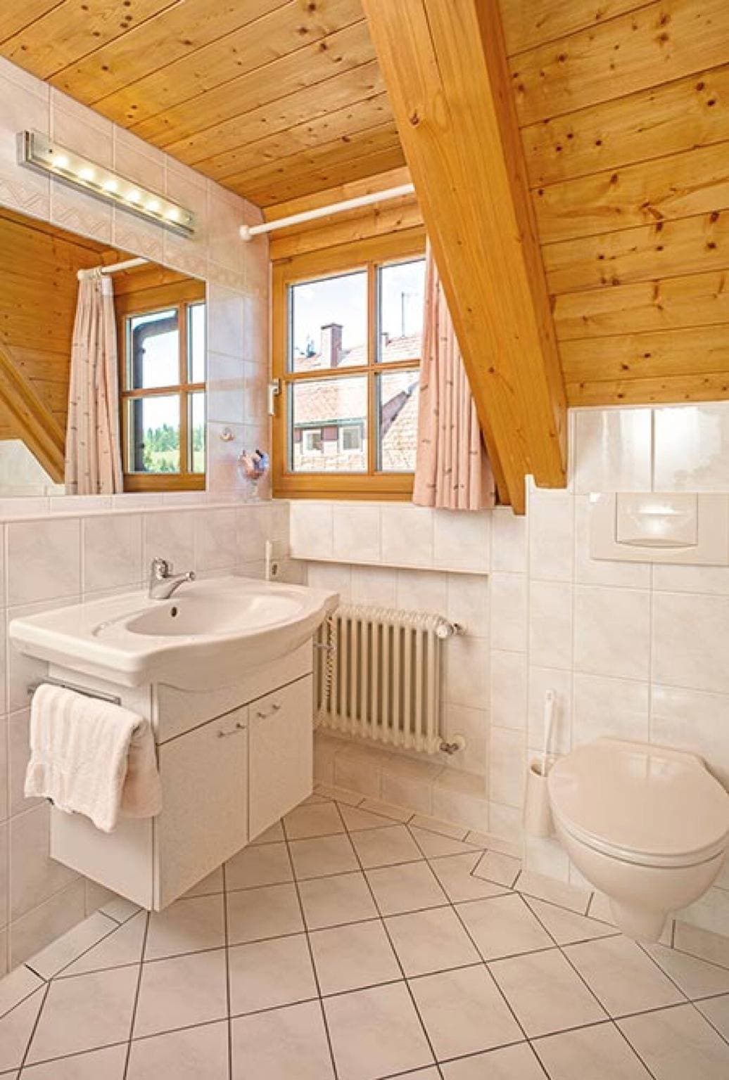 Foto 7 von 30: Ferienwohnung 'Morgensonne' mit Bergblick, gemeinsamer Terrasse und WLAN