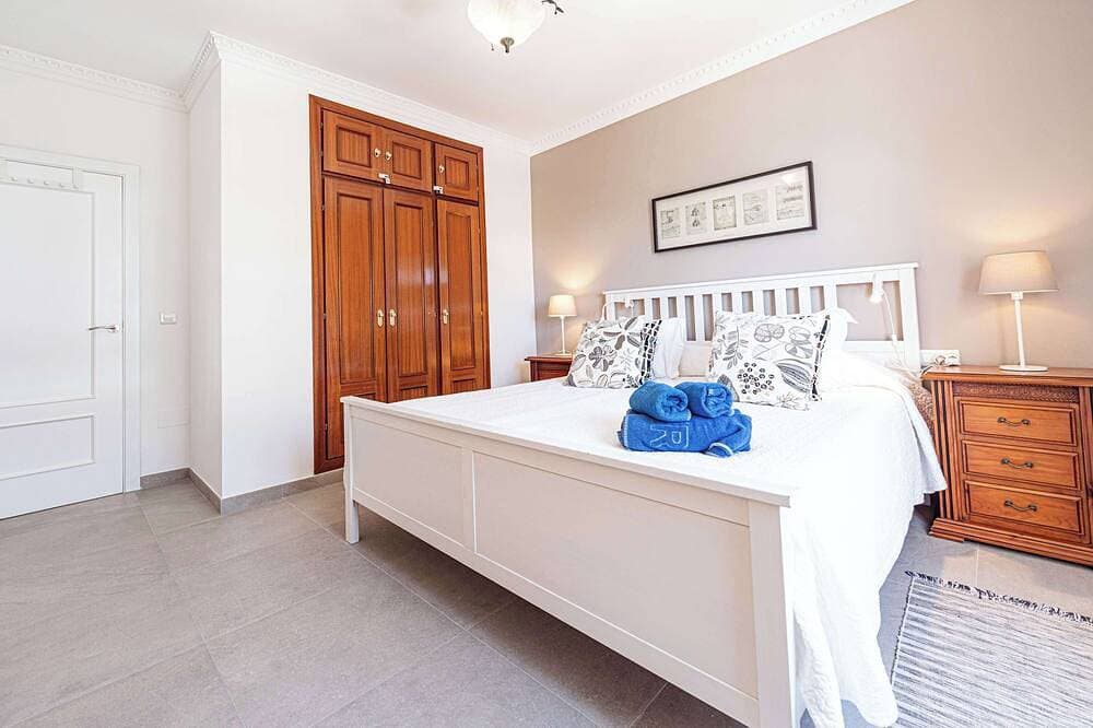 Foto 2 von 30: Toboso 1