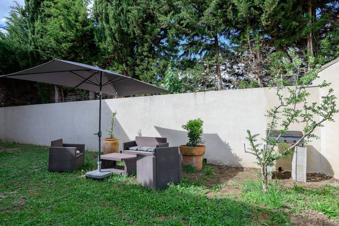 Foto 12 von 12: Ferienwohnung für 6 Personen mit Garten