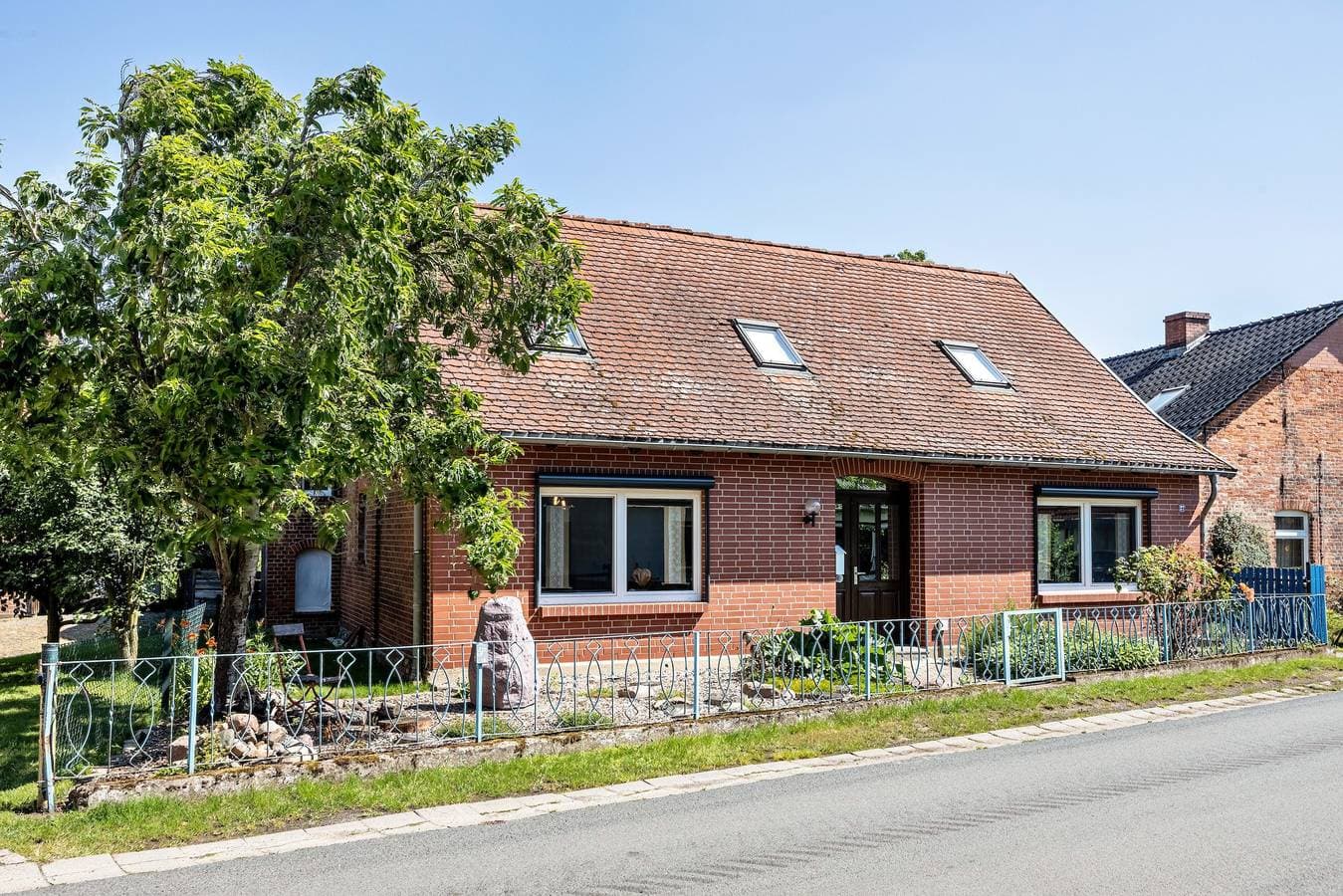 Foto 3 von 28: Ferienwohnung Kleines Glück direkt am Wasser, privater Garten, Terrasse und WLAN