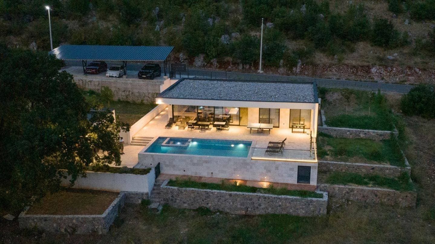 Foto 4 von 21: Villa Wakero with Heated Private Pool