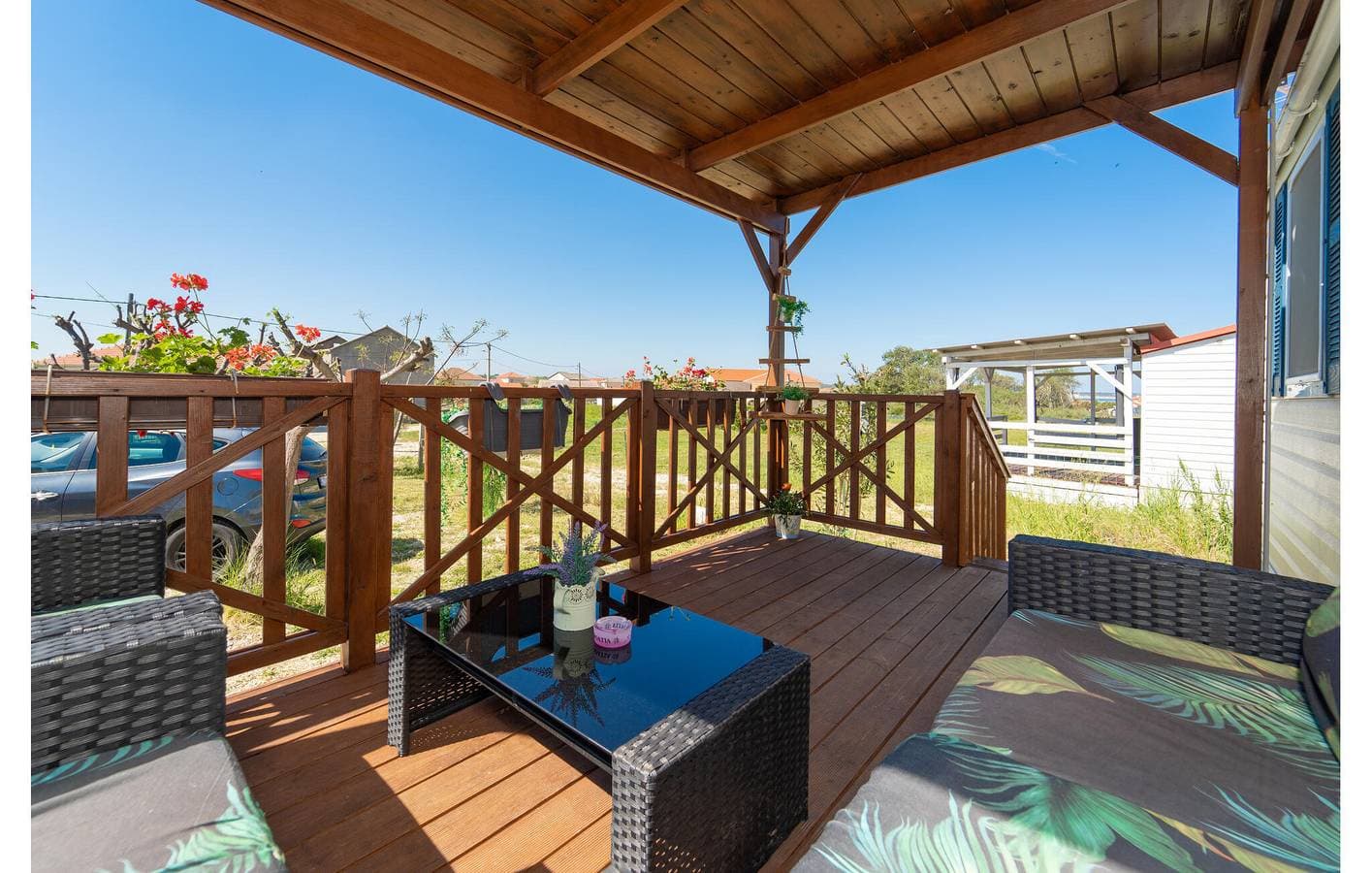 Foto 7 von 23: Gemütliches Mobilheim mit Meerblick, WLAN und Terrasse – 1 km vom Strand entfernt