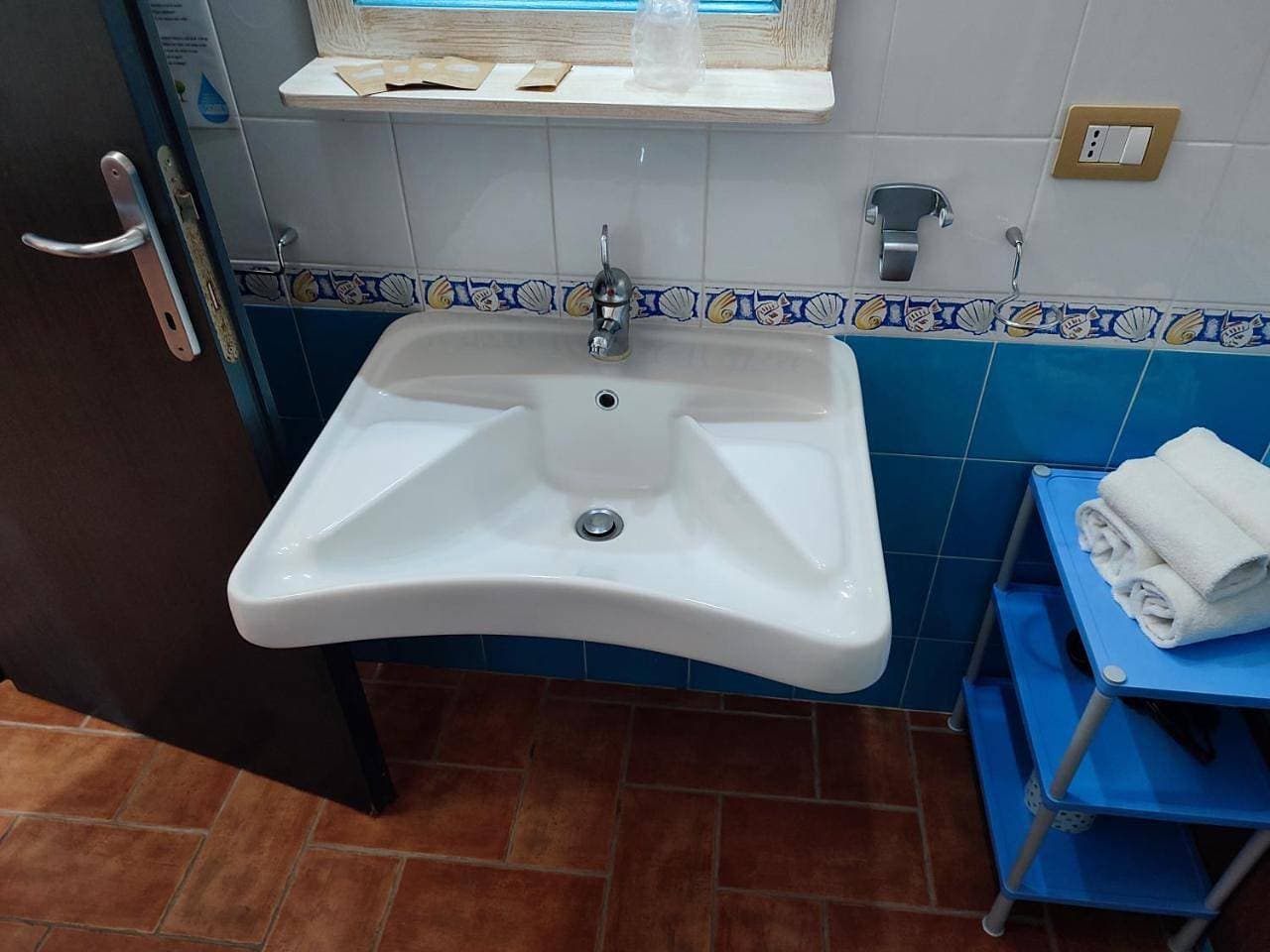 Foto 10 von 12: Double Room - Disability Access