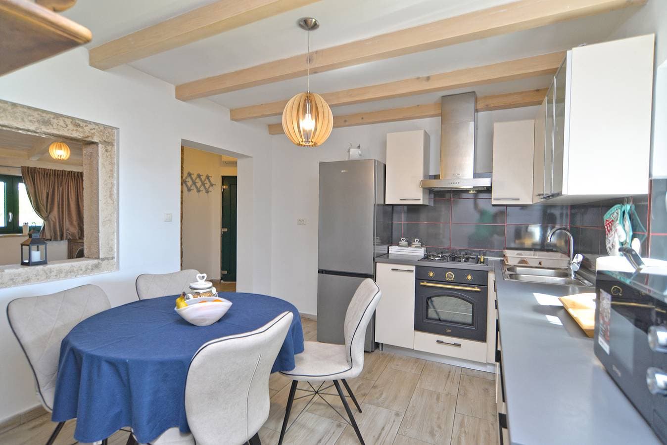 Foto 12 von 39: Ferienhaus für 6 Personen mit Terrasse