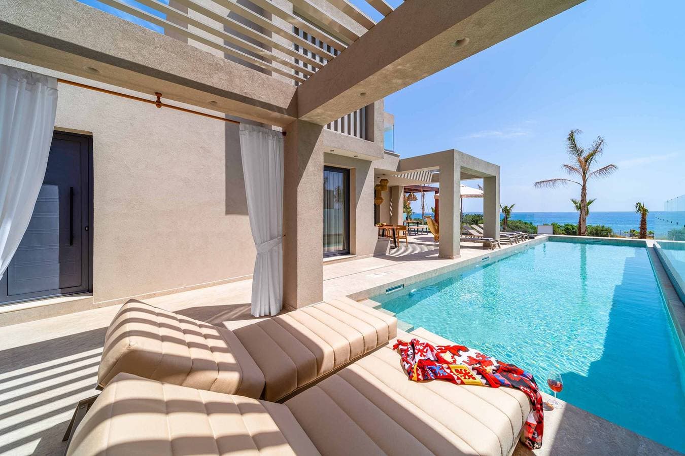 Villa 1