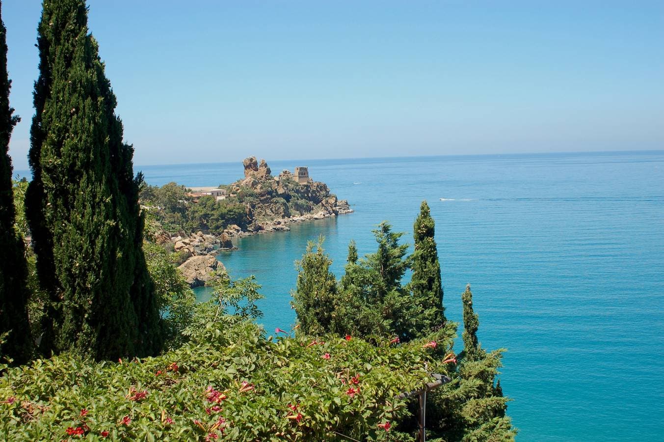 Foto 2 von 17: Villa Mytilene II