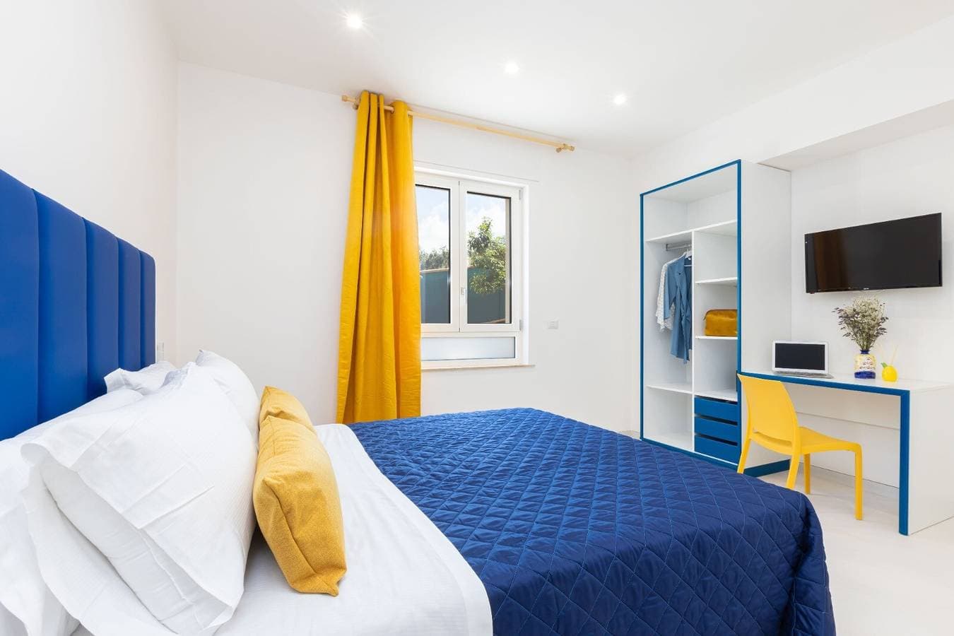 Foto 4 von 24: Dolce Vita Apartments – Capri mit privater Terrasse, WLAN und Klimaanlage