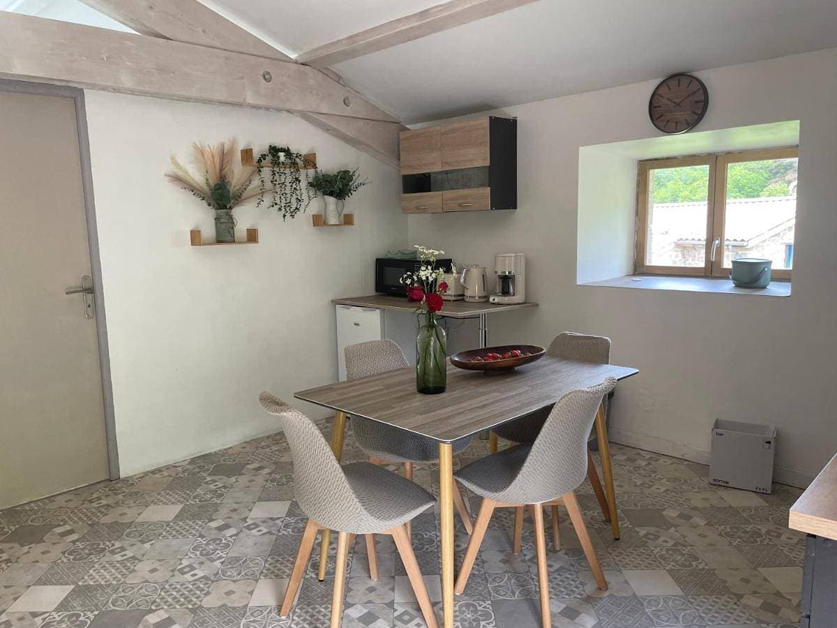 Foto 4 von 21: Two-Bedroom House