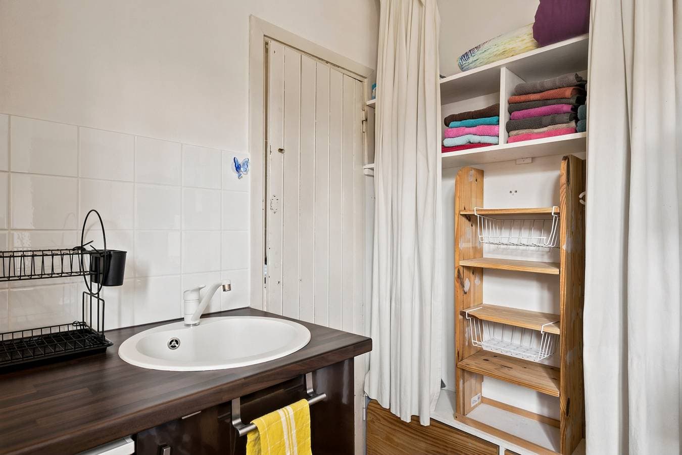 Foto 6 von 30: Bed & Breakfast 'Le Studio Miroir Aux Fées Bordeaux' mit WLAN