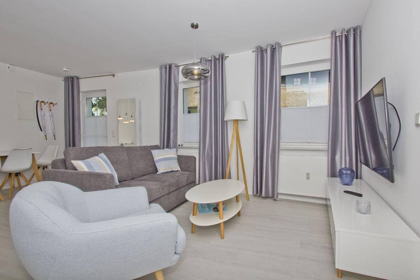 Foto 5 von 20: Moderne Ferienwohnung mit eigener Terrasse - Haus Inselwind FeWo MEERzauber