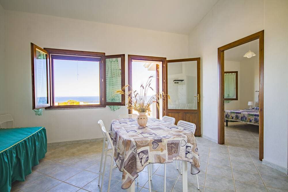 Foto 10 von 23: Meerblick an der Costa Verde - 2 Zimmer - Garten - Grill - WLAN