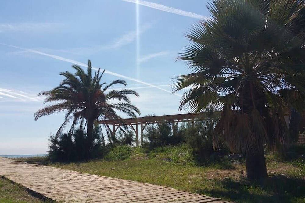 Foto 12 von 20: Pensión Benavente. 5 - (Playa 1,5km / Ap7-3min)