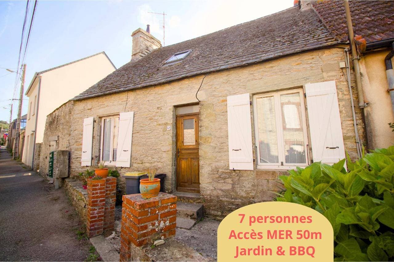 Maison de pêcheur à 50m de la mer & 10min ferry, 3 chambres, 7 personnes, intendance Luxury Host 1
