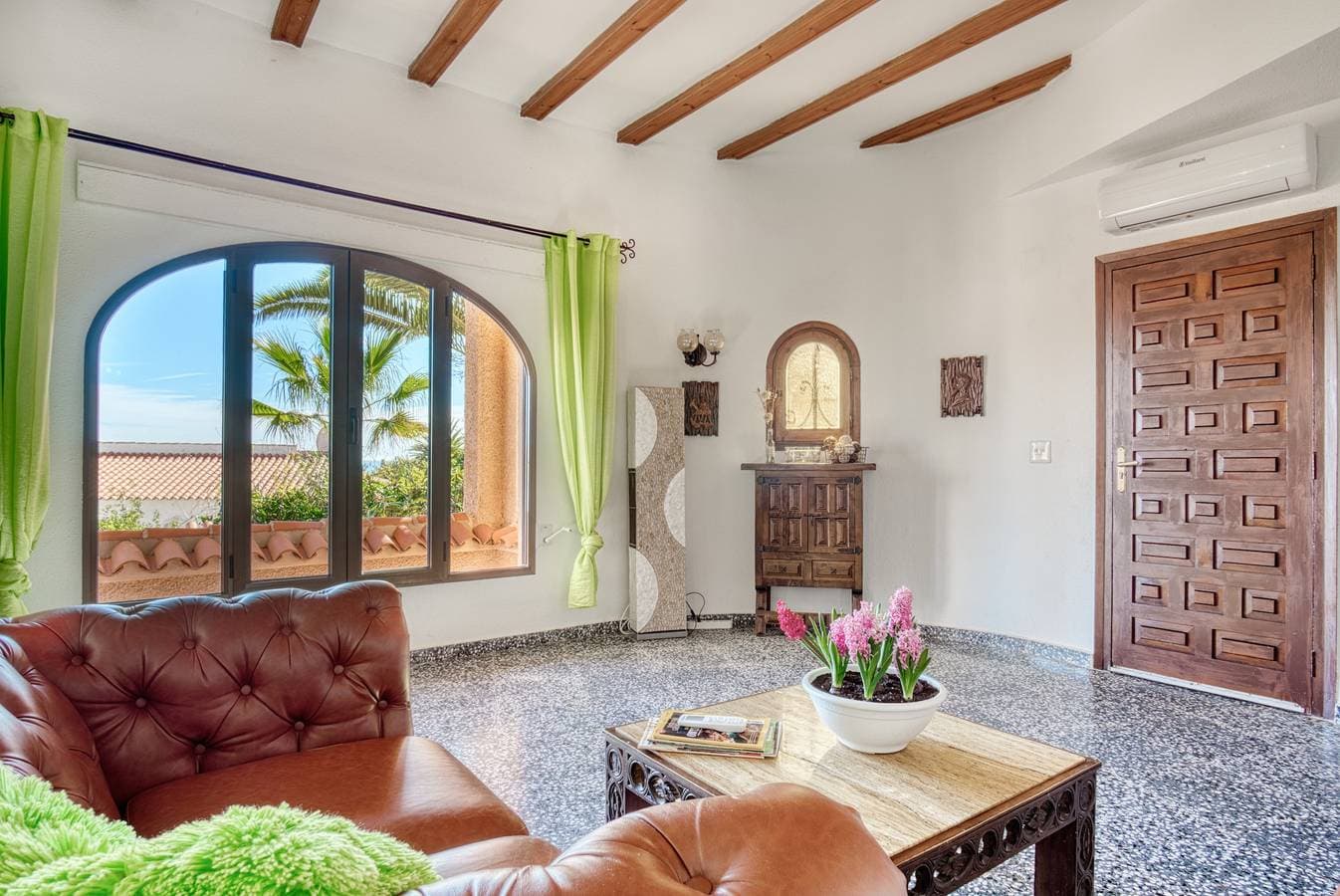 Foto 9 von 34: Villa "Bodine" mit Meerblick, Gemeinschaftspool & WLAN