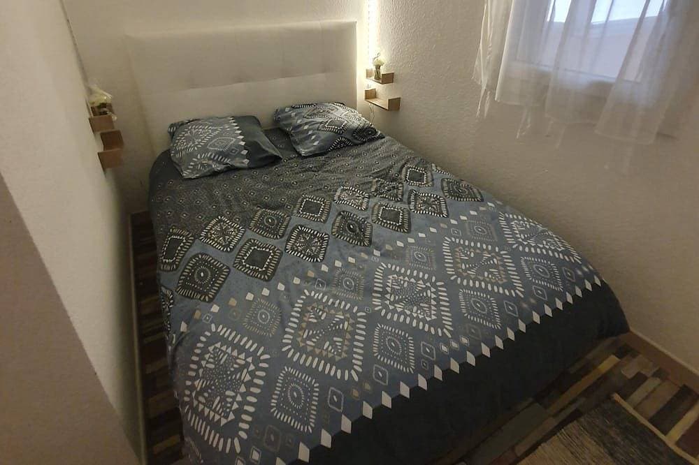 Foto 3 von 12: Gemütliche 4-Personen-Wohnung im Stadtzentrum in Residenz mit Aufzug, Parkplatz inklusive