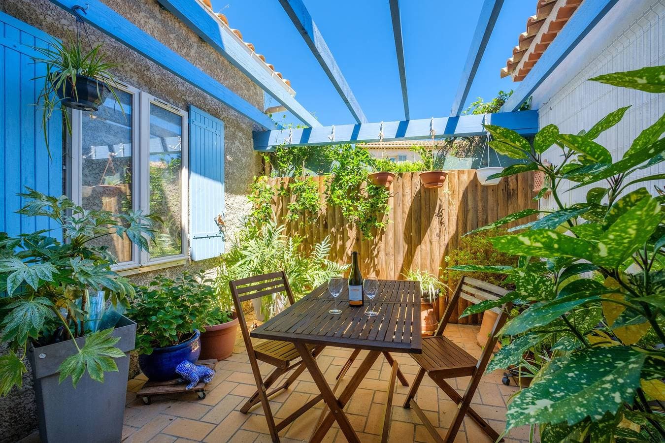 Foto 2 von 30: Ferienhaus 'Villa Jardin 2' mit privatem Garten, WLAN und Klimaanlage