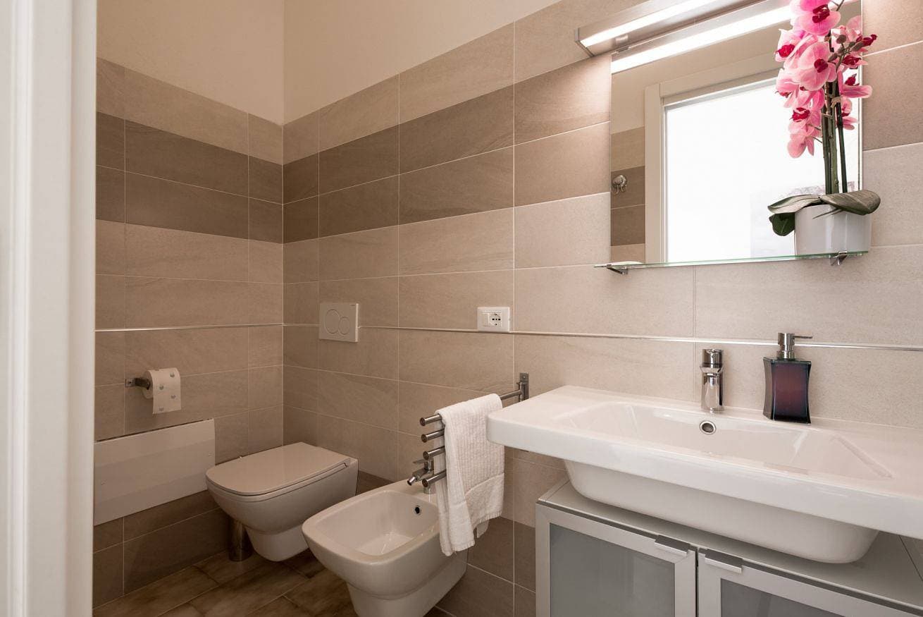 Foto 4 von 14: Zimmer für 2 Personen mit Balkon/Terrasse