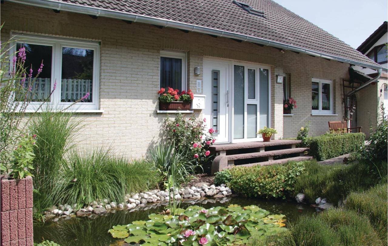 2 Bedroom Nice Apartment In Wesertal-Gieselwerder 1