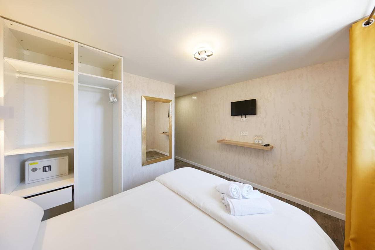Foto 13 von 21: Budget Double Room