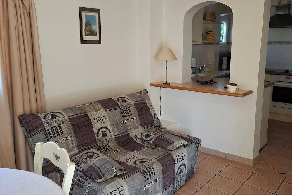 Foto 5 von 7: Six-fours les Plages, T2, Bas de villa, garden, parking