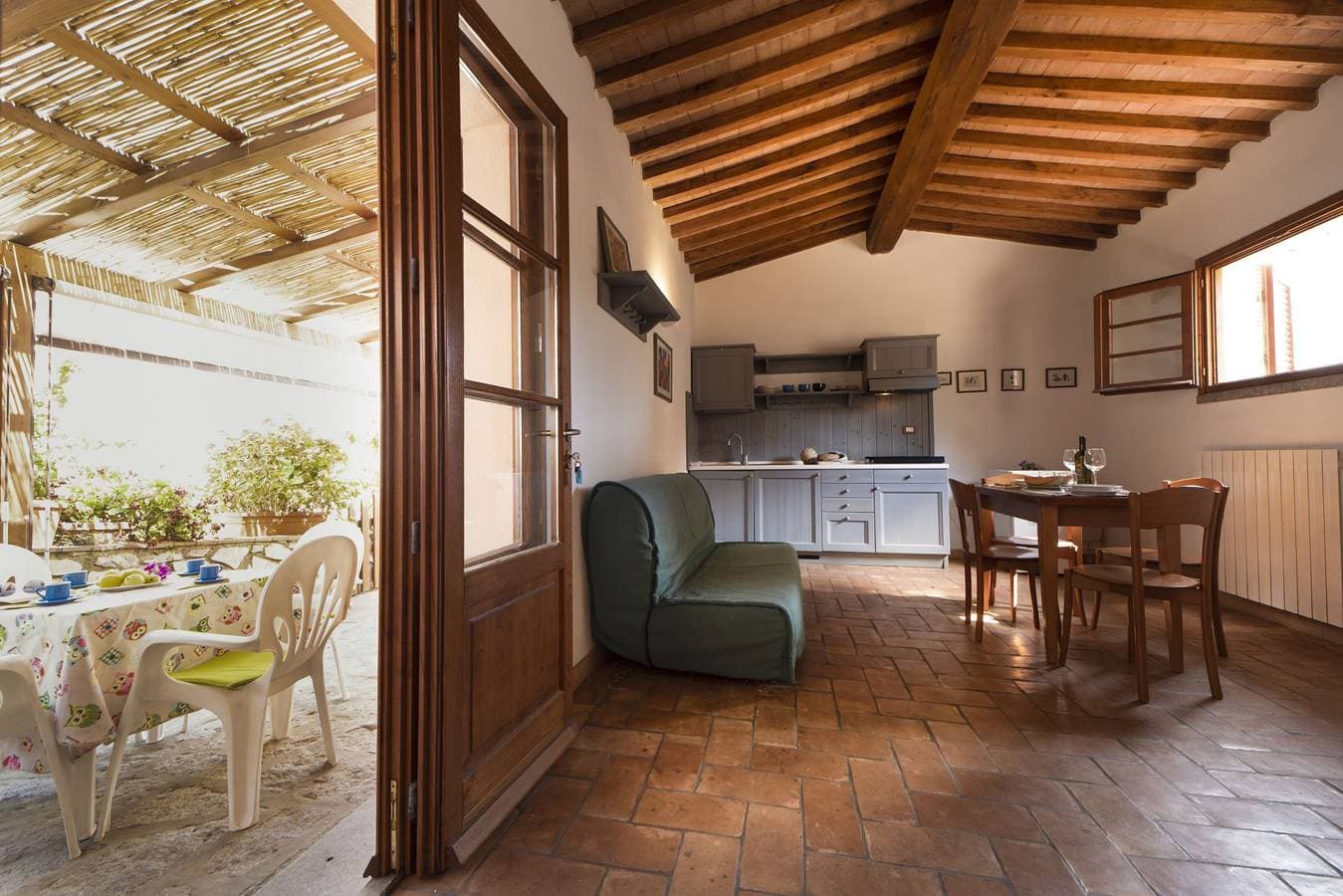Foto 11 von 24: Ferienwohnung für 4 Personen mit Balkon