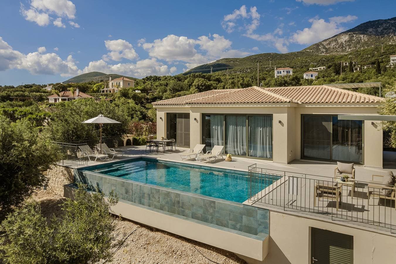 Foto 2 von 28: Villa Zephyrus with Private Pool