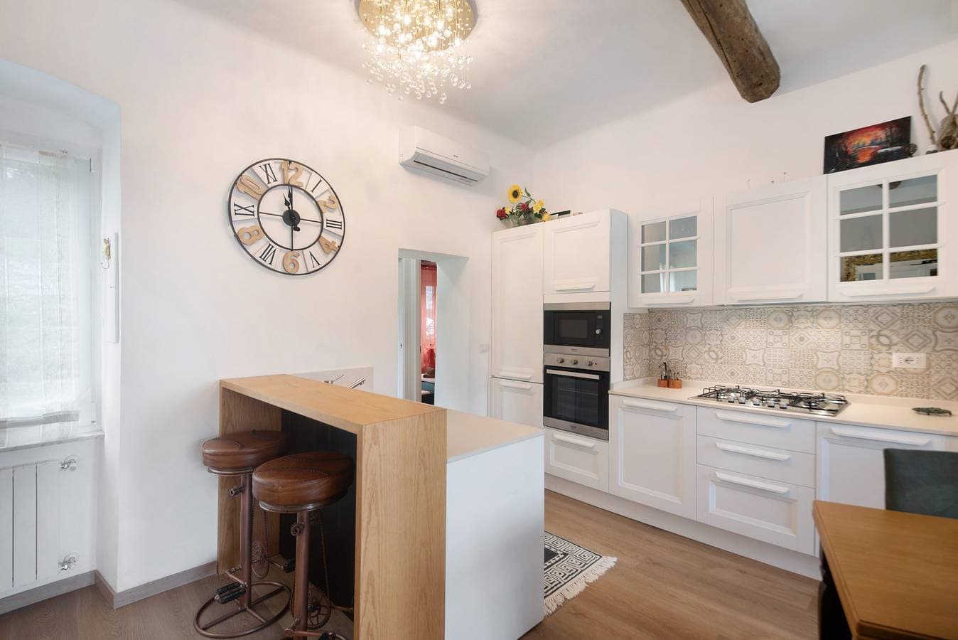 Foto 9 von 27: Ferienwohnung 'Giada's Retreat' mit Meerblick, Wi-Fi und Klimaanlage