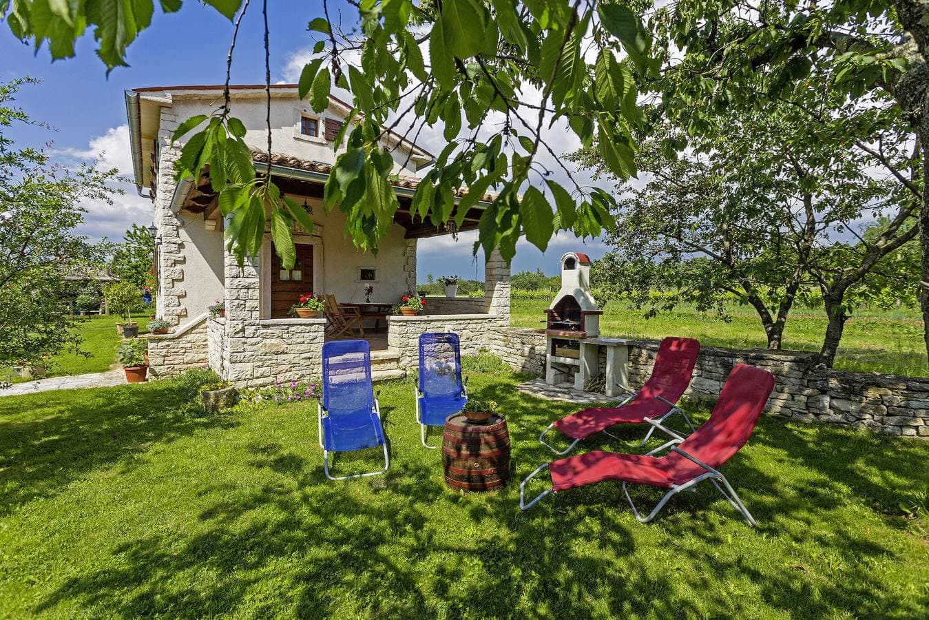 Foto 4 von 23: Ferienhaus Galant * eingezäunter Garten, Terrasse, Grill, WLAN