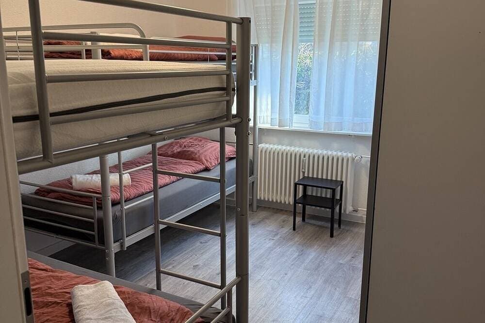 Foto 3 von 25: Luxuriöse 3-Zimmer-Wohnung für 2–7 Gäste – Modern, großer Balkon & Stellplatz