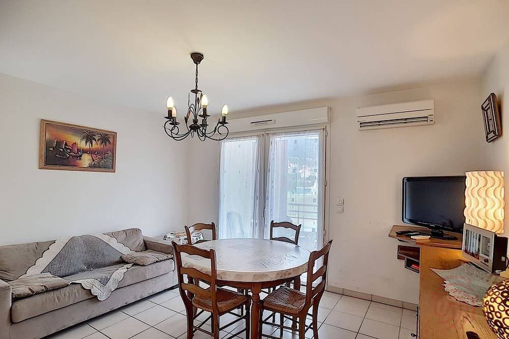 Gemütliche 2-Zi.-Wohnung mit Terrasse, Klimaanlage und WLAN, nah an Therme und Innenstadt 1