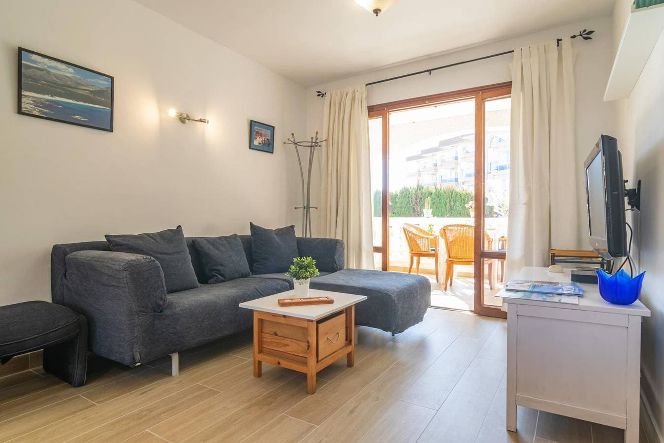 Foto 11 von 32: Can Nogueras - Gemütliches Apartment in Strandnähe. Die Wohnanlage hat einen Gemeinschaftspool. WiFi gratis