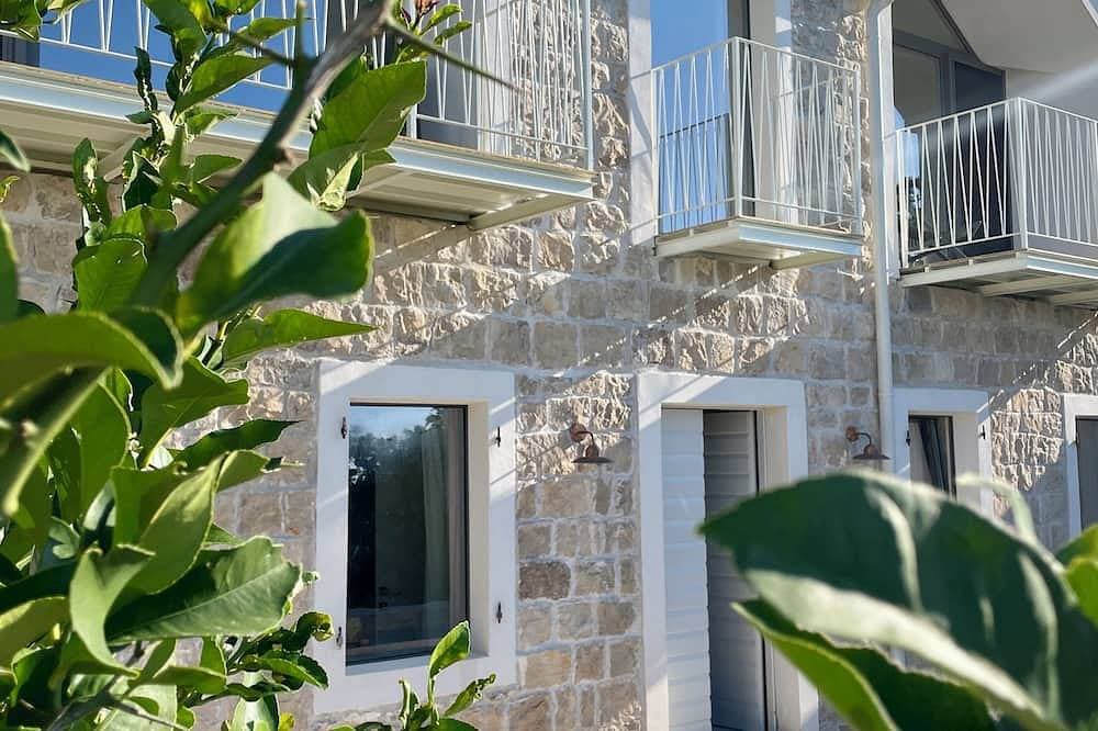 Foto 7 von 24: Traumhaftes Steinhaus am Meer: Luxus mit Infinity-Pool und Panoramablick