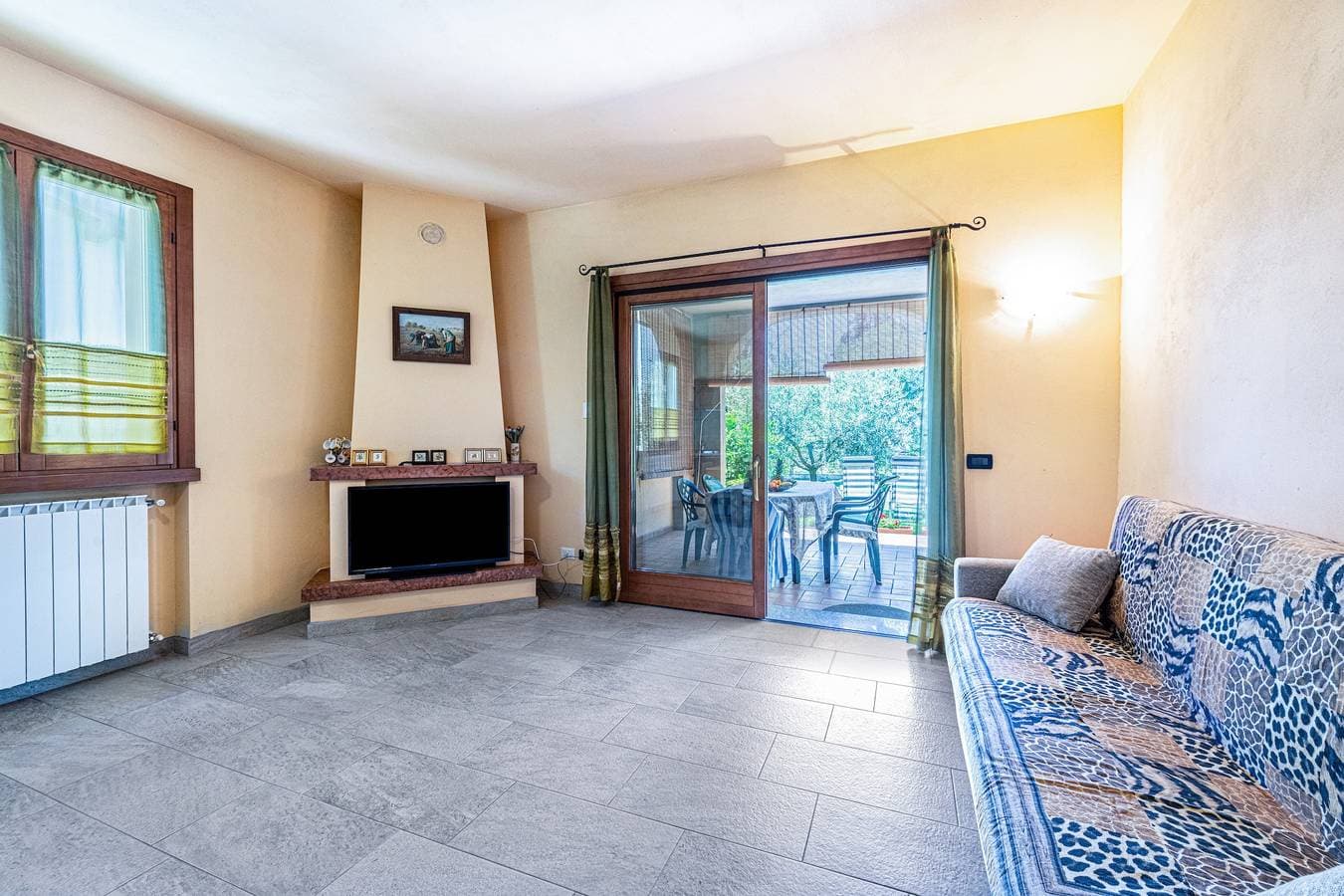 Foto 7 von 23: Ferienwohnung 'Casa Caterina' mit Seeblick, Garten und WLAN