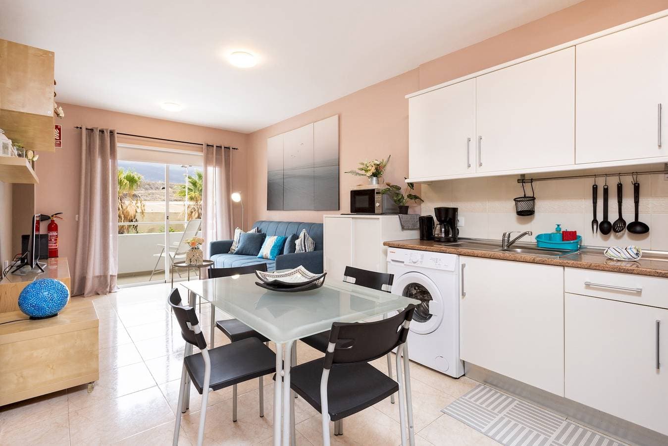 Foto 3 von 36: Ferienwohnung für 2 Personen mit Pool