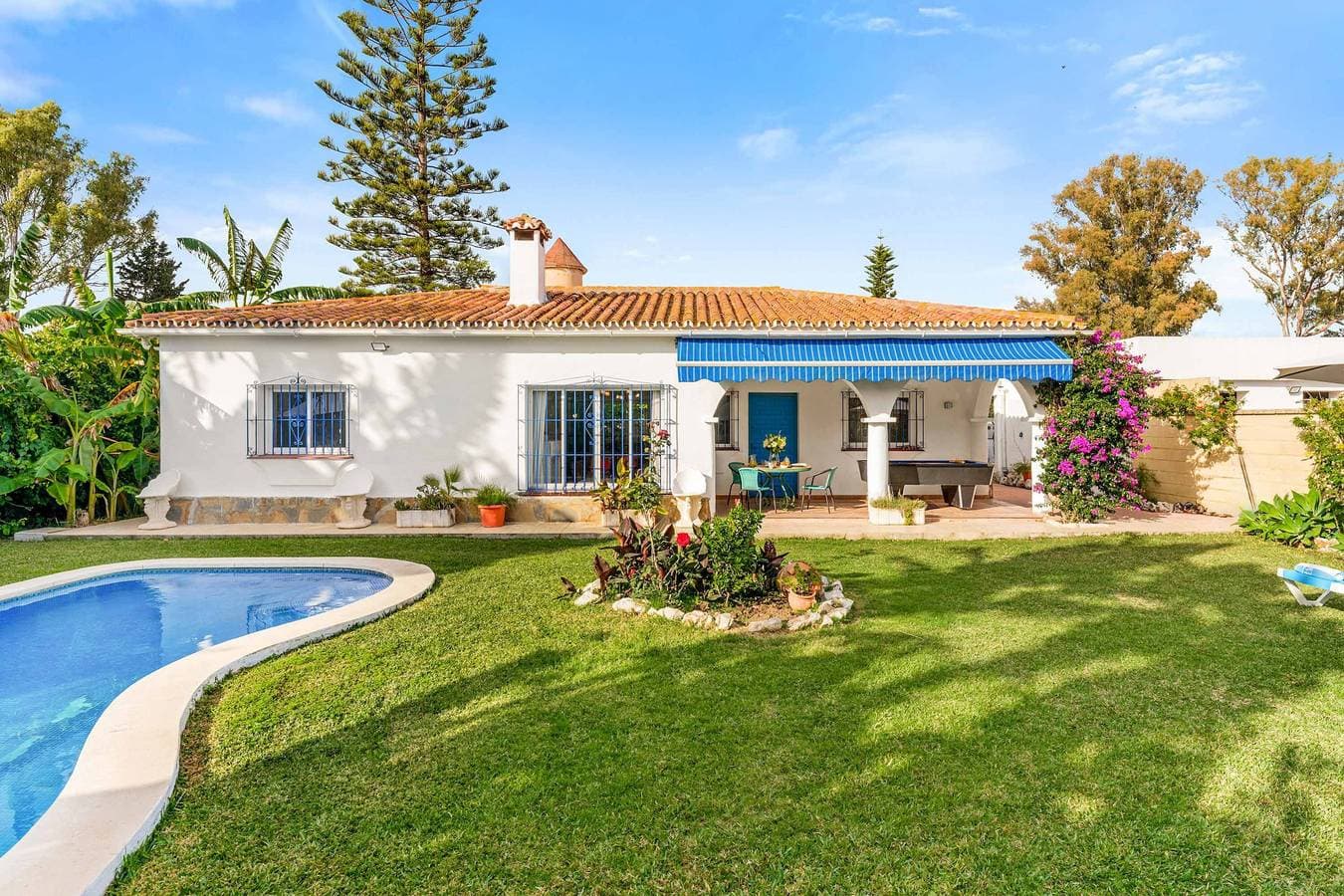Foto 2 von 18: Villa für 6 Personen mit Garten