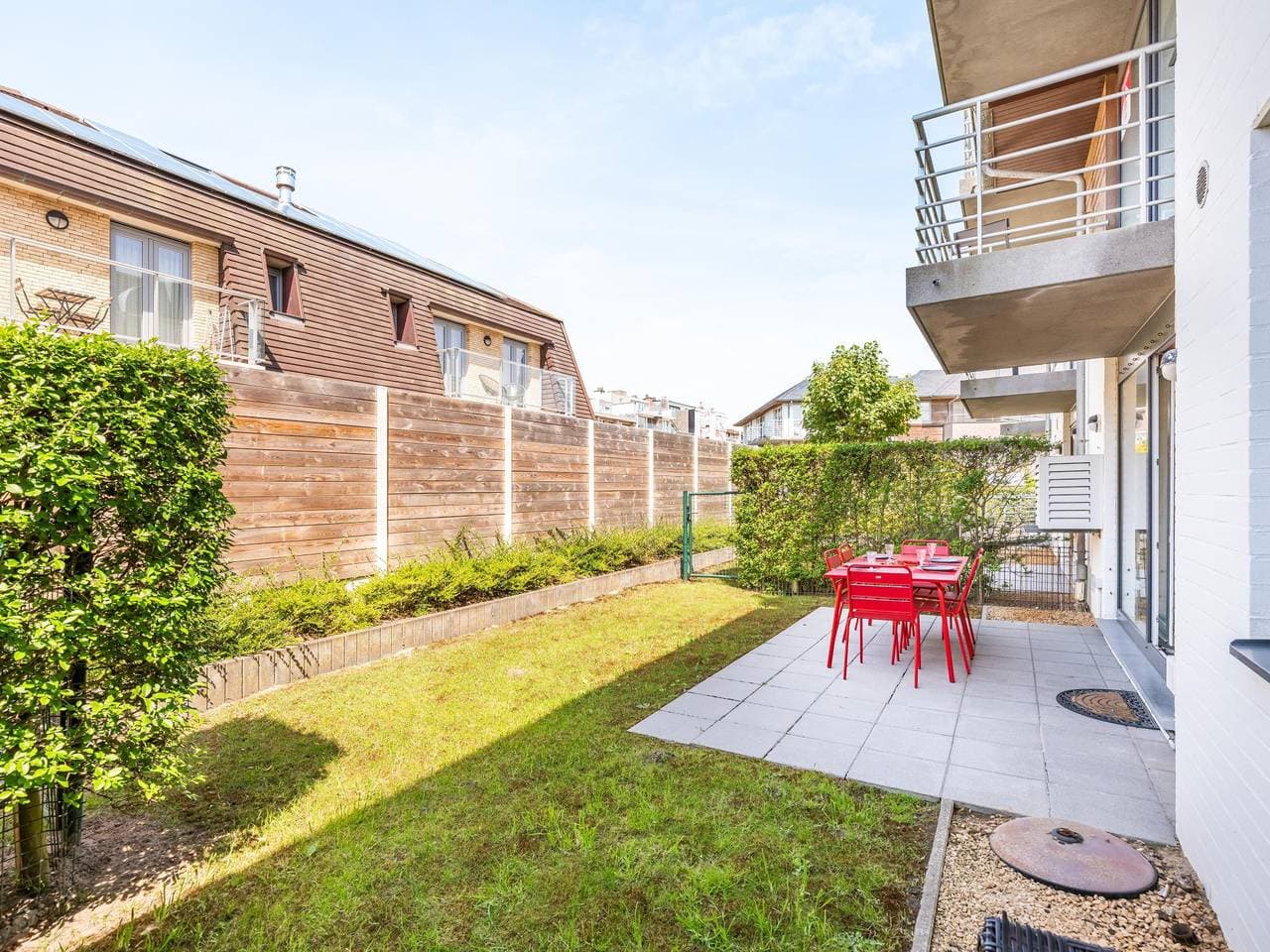 Schöne Terrasse und Lage in Strandnähe 1